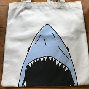 Shark tote
